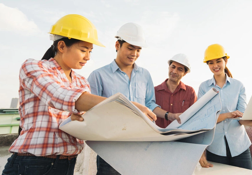 Đội ngũ kỹ sư Kiến Thành Vinh kiểm tra thi công